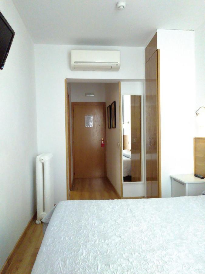 Hostal Nersan2 Madrid Luaran gambar